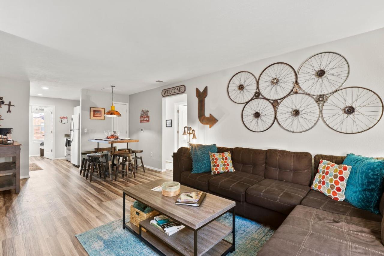 Stylish Stay In Branson'S Heart! Extérieur photo